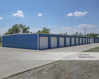 Photo 3 of Sunnyside Storage - 106 South Main Street, Lennox, SD