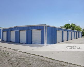 Photo 4 of Sunnyside Storage - 106 South Main Street, Lennox, SD