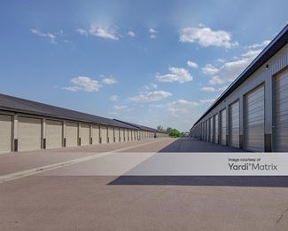 Photo 4 of Black Dog Storage - 1025 North Cliff Avenue, Harrisburg, SD