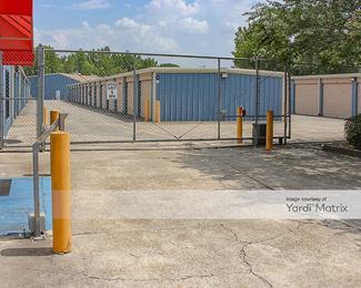 Photo 2 of Central Storage - 12526 Hooper Road, Baton Rouge, LA