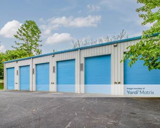 Photo 2 of SmartStop Self Storage - 102 Glover Street, Hendersonville, NC