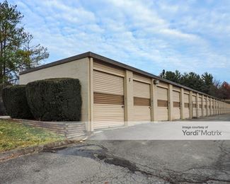 Photo 5 of Rent-A-Space Inc - 1524 Patrick Road NE, Roanoke, VA