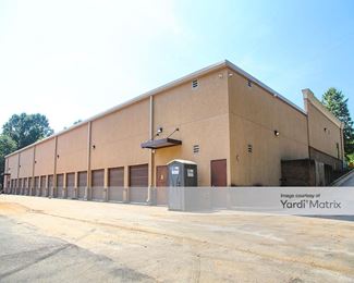 Photo 4 of USA Storage Centers - 6113 Atlanta Hwy, Flowery Branch, GA