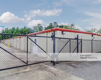 Photo 4 of Apple Country Storage - 3414 Chimney Rock Road, Hendersonville, NC