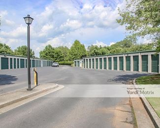 Photo 3 of Devon Self Storage - 2375 Lexington Road, Athens, GA