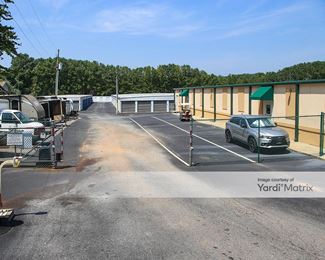 Photo 3 of McEver Road Self Storage - 5140 McEver Road, Oakwood, GA