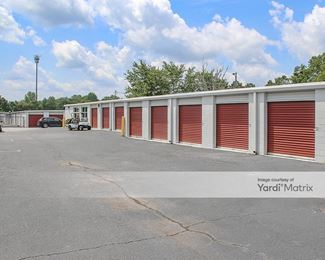 Photo 6 of StorageMart - 3985 Atlanta Hwy, Athens, GA