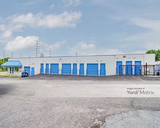 Photo 3 of SmartStop Self Storage - 1931 Spartanburg Hwy, Hendersonville, NC