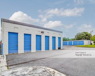 Photo 5 of SmartStop Self Storage - 1931 Spartanburg Hwy, Hendersonville, NC
