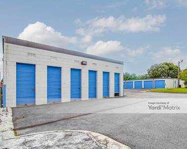 Storage Units for Rent available at 1931 Spartanburg Hwy, Hendersonville, NC 28792
