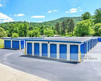 Photo 3 of Extra Space Storage - 875 Charlotte Hwy, Fairview, NC