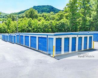 Photo 4 of Extra Space Storage - 875 Charlotte Hwy, Fairview, NC