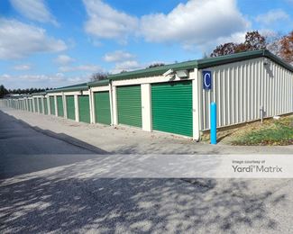 Photo 3 of Virginia Varsity Self Storage - 400 Cambria Street NW, Christiansburg, VA