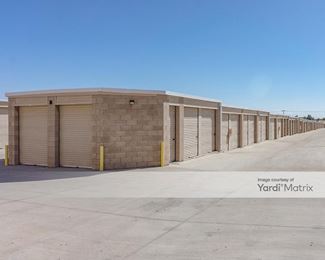 Photo 3 of Sierra Highway Storage - 37550 Sierra Hwy, Palmdale, CA