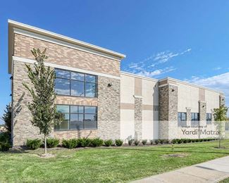 Photo 6 of UpLift Self Storage - 12252 Metcalf Avenue, Overland Park, KS