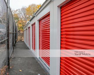 Photo 5 of CubeSmart Self Storage - 21501 42nd Avenue, Flushing, NY