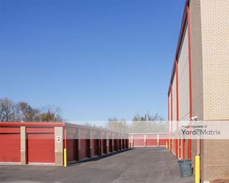Photo 2 of Storplace Self Storage - 3451 Memorial Blvd, Murfreesboro, TN