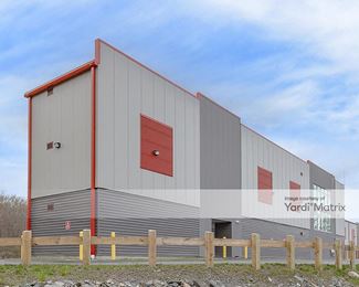 Photo 5 of CubeSmart Self Storage - 4071 Quaker Lane, North Kingstown, RI