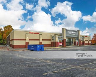 Photo 2 of CubeSmart Self Storage - 1990 Buchholzer Blvd, Akron, OH