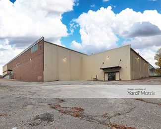 Photo 3 of CubeSmart Self Storage - 1990 Buchholzer Blvd, Akron, OH