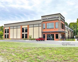 Photo 3 of Extra Space Storage - 9707 Jefferson Avenue, Newport News, VA