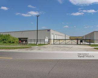Photo 3 of Hoover Storage - 3996 North Hoover Road, Wichita, KS