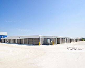Photo 4 of Extra Space Storage - 2570 SW Military Drive, San Antonio, TX