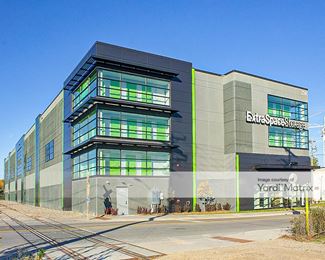 Photo 1 of Extra Space Storage - 234 West 61st Street, Minneapolis, MN