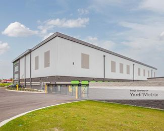 Photo 4 of Extra Space Storage - 1200 South Weber Road, Bolingbrook, IL