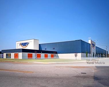 Storage Units for Rent available at 1699 Airways Blvd, Memphis, TN 38114