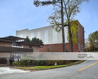 Photo 3 of Space Shop Self Storage - 400 Carpenter Drive NE, Sandy Springs, GA