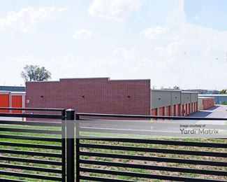 Photo 4 of Storage World - 772 South 48th Street, Springdale, AR