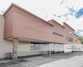 Photo 2 of StorQuest Self Storage - 4047 South Virginia Street, Reno, NV