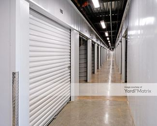 Photo 2 of U Storage - 5324 Elm Springs Road, Springdale, AR