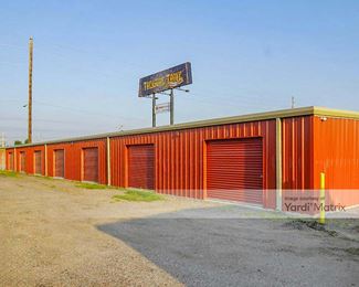 Photo 3 of Simple Storage - 427 North Main Street, South Hutchinson, KS