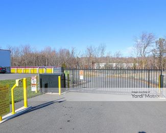 Photo 3 of AA Self Storage - 205 Amelon Expwy, Madison Heights, VA