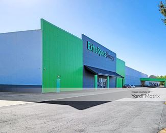 Photo 3 of Extra Space Storage - 4704 Robinson Road, Jackson, MS