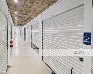 Photo 4 of Extra Space Storage - 4704 Robinson Road, Jackson, MS
