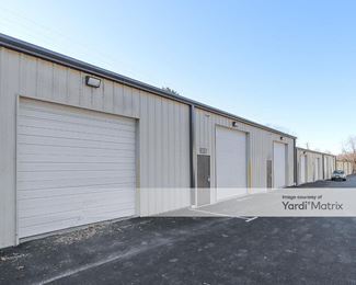 Photo 3 of G-S Warehouse - 503 Old Plantation #100, Lynchburg, VA