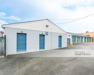 Photo 2 of Shields Self Storage - 920 Ivy Street, Waynesboro, VA