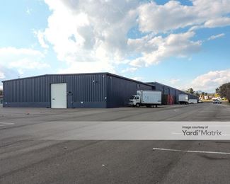 Photo 6 of Fort Knox Drive-Thru Self Storage - 5411 Williamson Road, Roanoke, VA