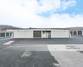 Photo 2 of EZ Self Storage - 107 Lacy B King Way, Staunton, VA