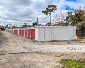 Photo 3 of Added Space Self Storage - 201 Eisenhower Drive, Biloxi, MS