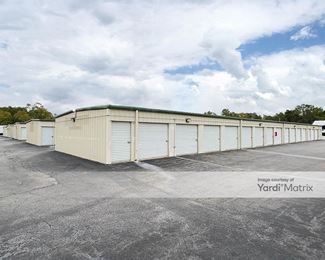 Photo 2 of Storage Rentals of America - 515 West North Street, Pass Christian, MS