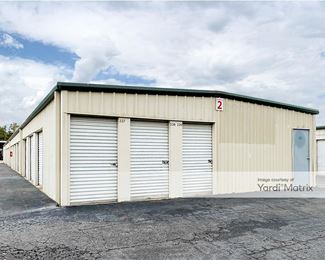 Photo 6 of Storage Rentals of America - 515 West North Street, Pass Christian, MS