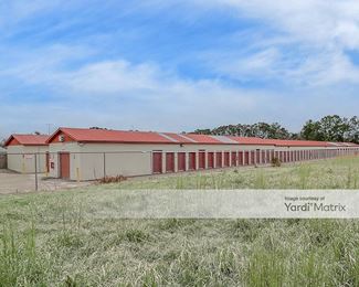 Photo 5 of Radiant Storage - 2410 Bienville Road, Ocean Springs, MS