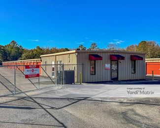 Photo 1 of Storage Rentals of America - 8265 Woolmarket Road, Biloxi, MS