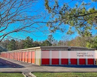 Photo 2 of Storage Rentals of America - 8265 Woolmarket Road, Biloxi, MS