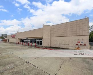 Photo 2 of CubeSmart Self Storage - 2381 Pass Road, Biloxi, MS