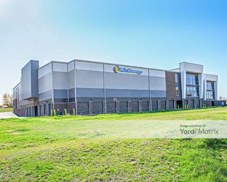 Photo 1 of Extra Space Storage - 1610 Woodstone Drive, St Peters, MO